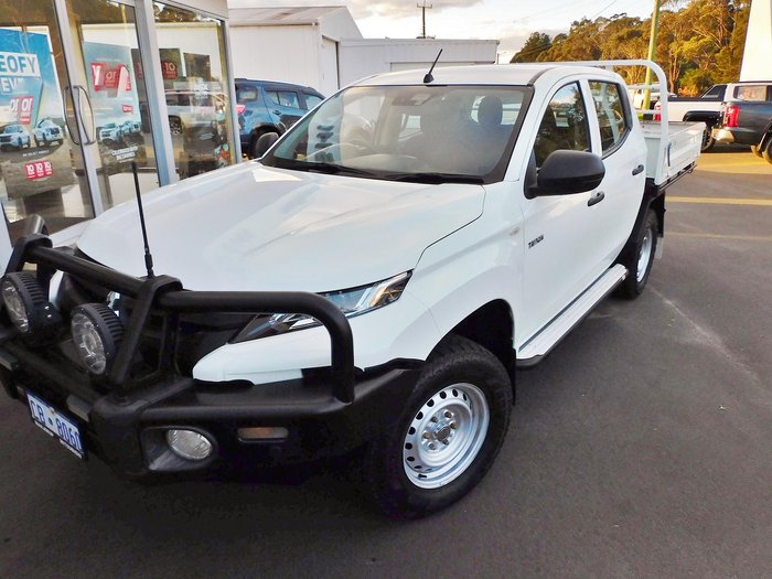 2022 Mitsubishi Triton GLX