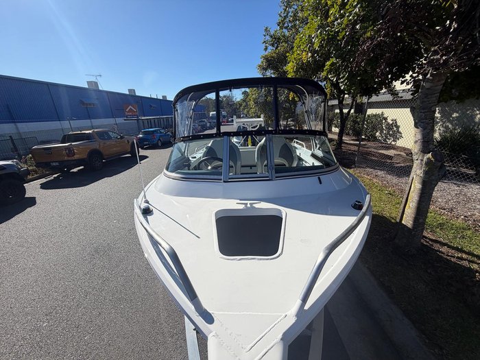 2026 QUINTREX 430 Fishabout Pro