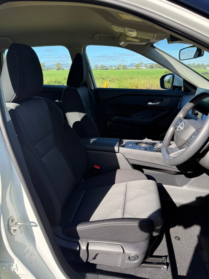 2026 NISSAN XTRAIL ST