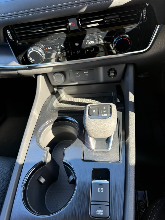 2026 NISSAN XTRAIL ST