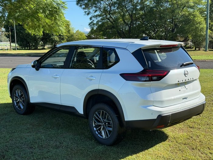 2026 NISSAN XTRAIL ST