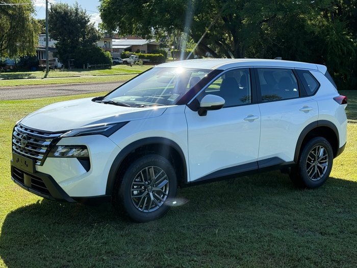 2026 NISSAN XTRAIL ST