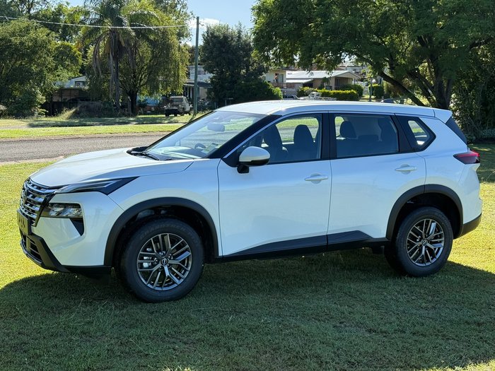 2026 NISSAN XTRAIL ST