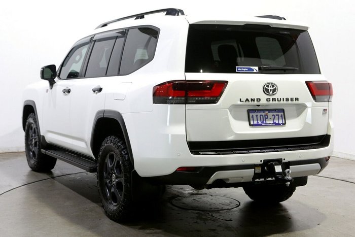 2023 Toyota Landcruiser GR Sport
