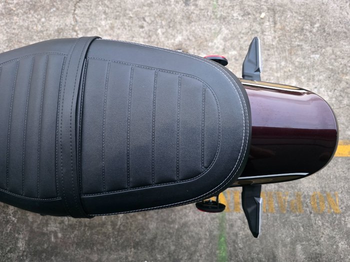 2026 Kawasaki Z900RS (ZR900C) RED