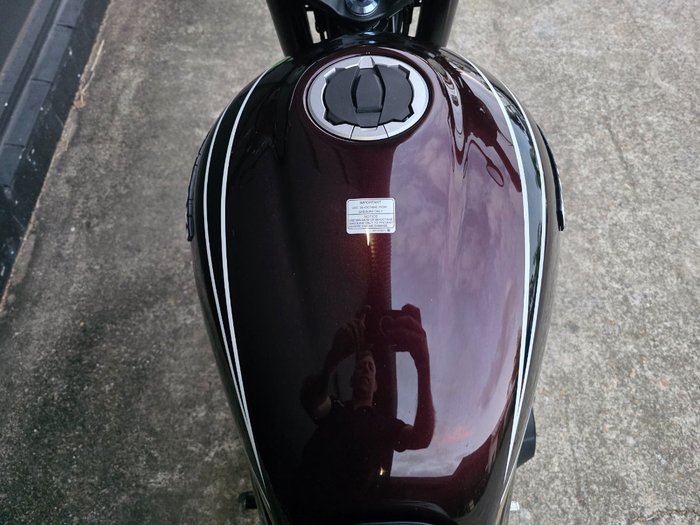 2026 Kawasaki Z900RS (ZR900C) RED