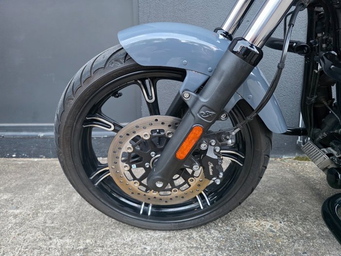 2022 Indian CHIEF DARK HORSE GREY