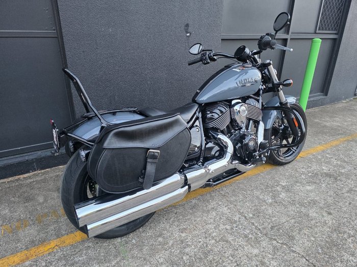 2022 Indian CHIEF DARK HORSE GREY