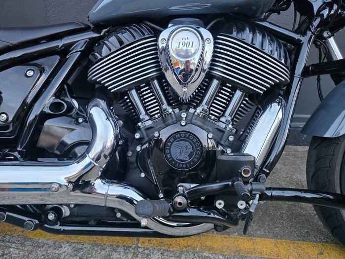 2022 Indian CHIEF DARK HORSE GREY
