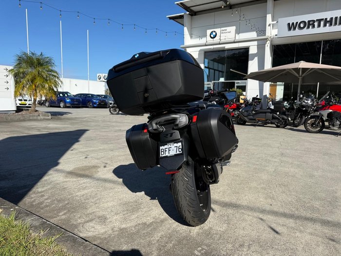 2026 BMW R 1300 RT Triple Black