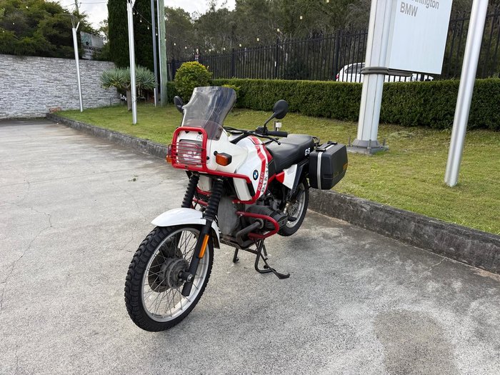 1989 BMW