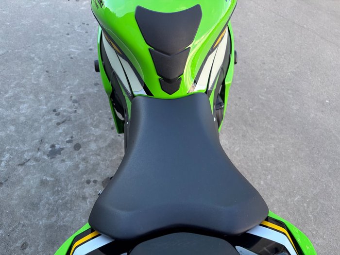 2025 Kawasaki NINJA ZX-10R Green