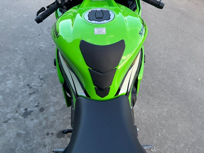 2025 Kawasaki NINJA ZX-10R Green