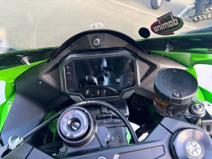 2025 Kawasaki NINJA ZX-10R Green
