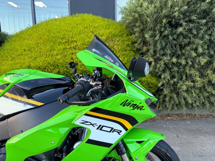 2025 Kawasaki NINJA ZX-10R Green