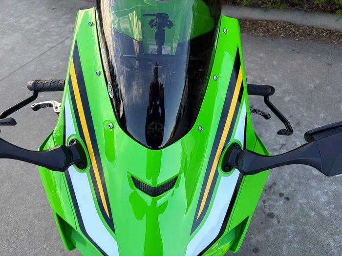 2025 Kawasaki NINJA ZX-10R Green