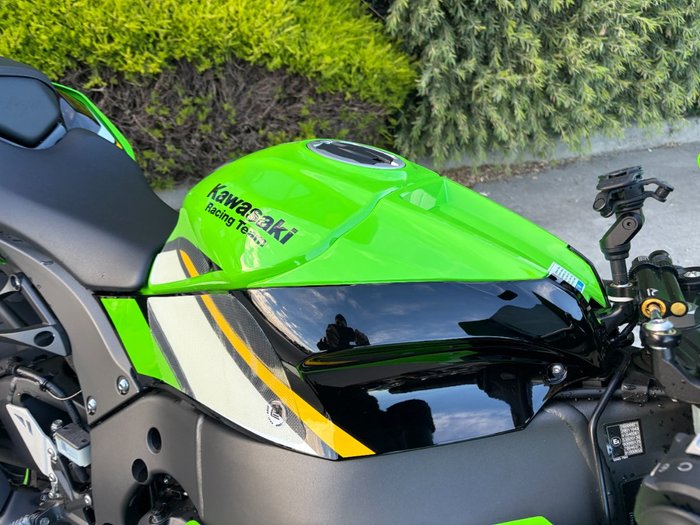 2025 Kawasaki NINJA ZX-10R Green