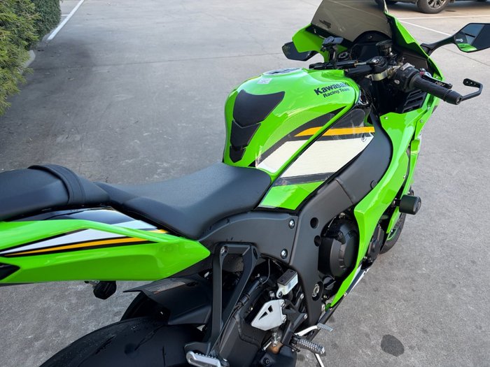 2025 Kawasaki NINJA ZX-10R Green