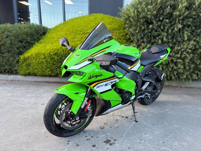 2025 Kawasaki NINJA ZX-10R Green