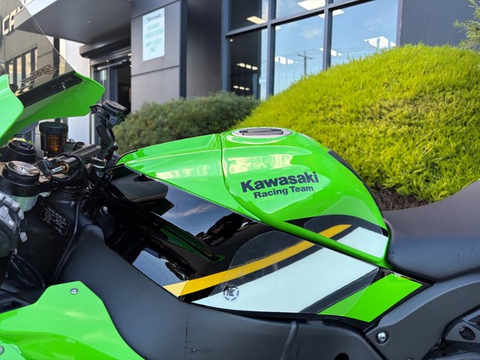 2025 Kawasaki NINJA ZX-10R Green