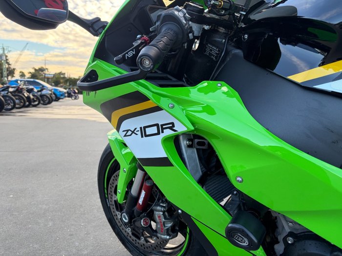 2025 Kawasaki NINJA ZX-10R Green