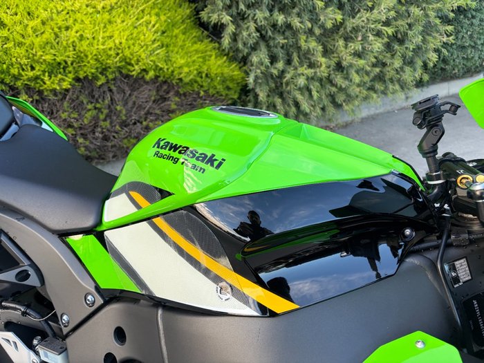 2025 Kawasaki NINJA ZX-10R Green