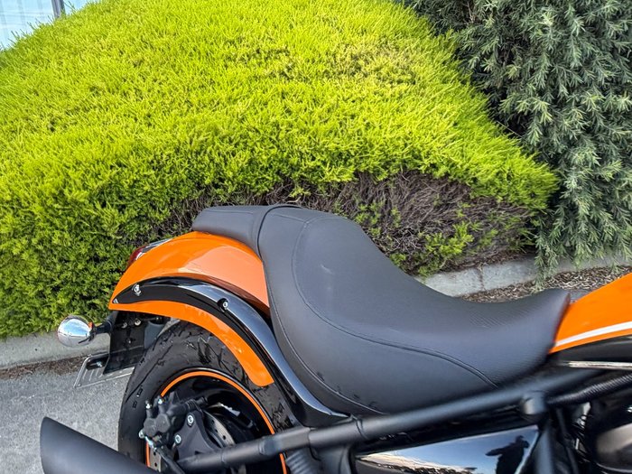 2021 Kawasaki VULCAN 900 (VN900) CLASSIC Orange