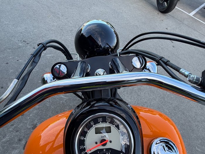2021 Kawasaki VULCAN 900 (VN900) CLASSIC Orange