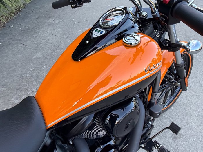 2021 Kawasaki VULCAN 900 (VN900) CLASSIC Orange