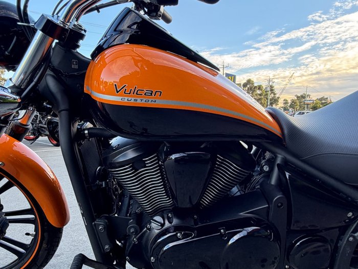 2021 Kawasaki VULCAN 900 (VN900) CLASSIC Orange