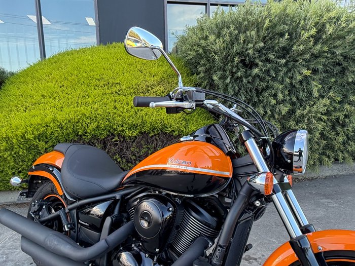2021 Kawasaki VULCAN 900 (VN900) CLASSIC Orange