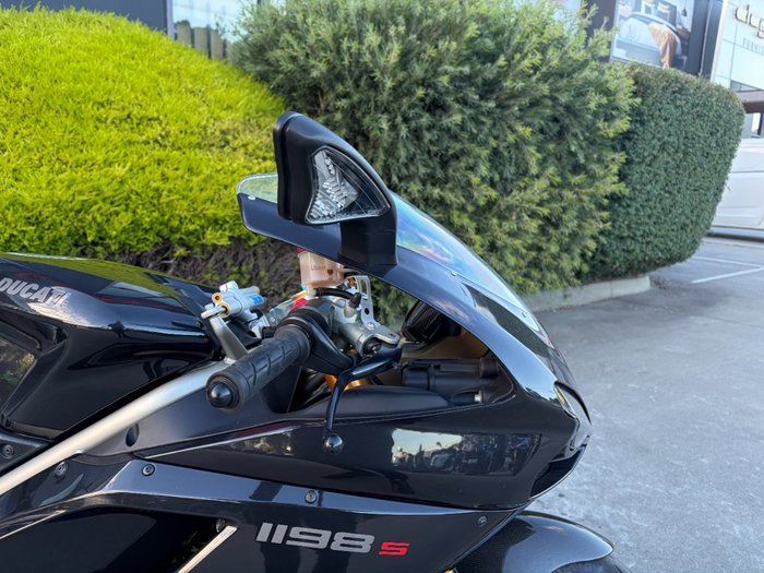 2009 DUCATI 1198 S Black