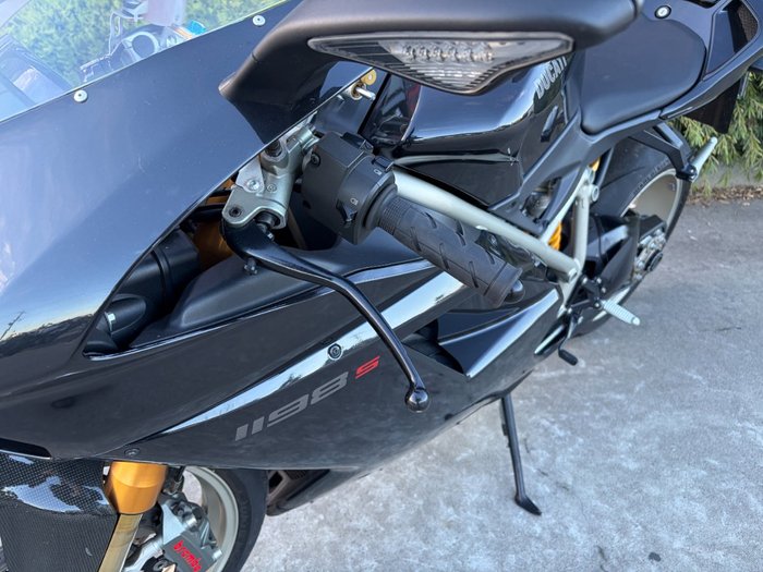 2009 DUCATI 1198 S Black
