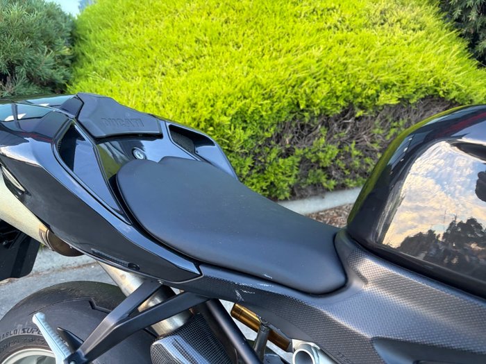 2009 DUCATI 1198 S Black