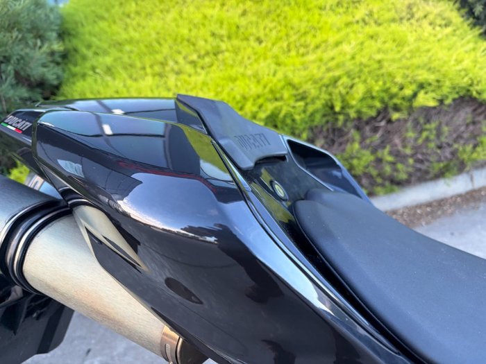 2009 DUCATI 1198 S Black