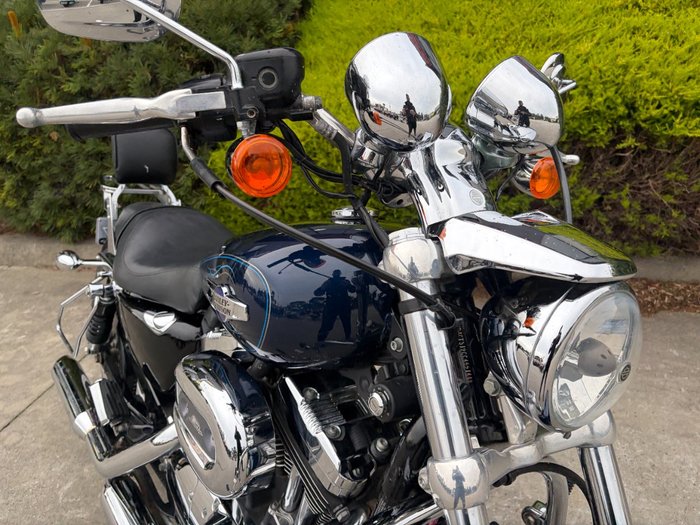 2012 HARLEY-DAVIDSON XL1200C 1200 CUSTOM Blue