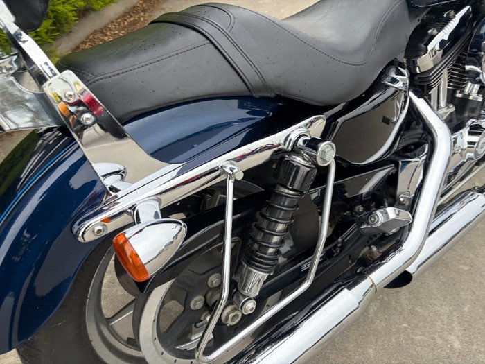 2012 HARLEY-DAVIDSON XL1200C 1200 CUSTOM Blue