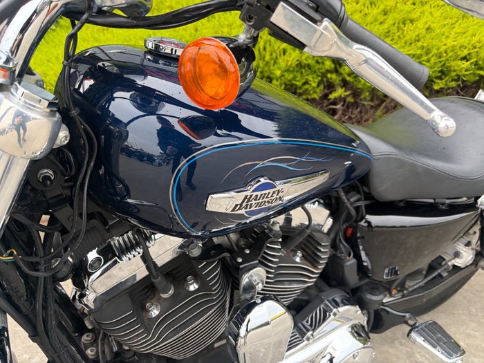 2012 HARLEY-DAVIDSON XL1200C 1200 CUSTOM Blue