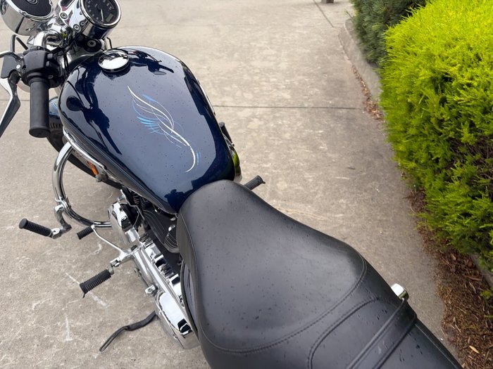 2012 HARLEY-DAVIDSON XL1200C 1200 CUSTOM Blue