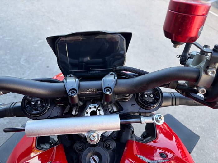 2020 DUCATI STREETFIGHTER V4 Red