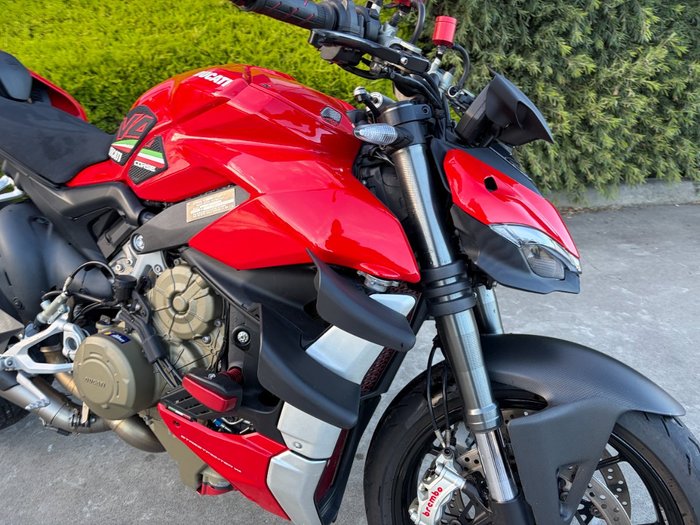 2020 DUCATI STREETFIGHTER V4 Red