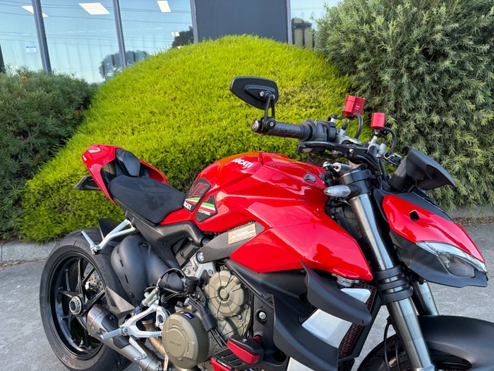 2020 DUCATI STREETFIGHTER V4 Red