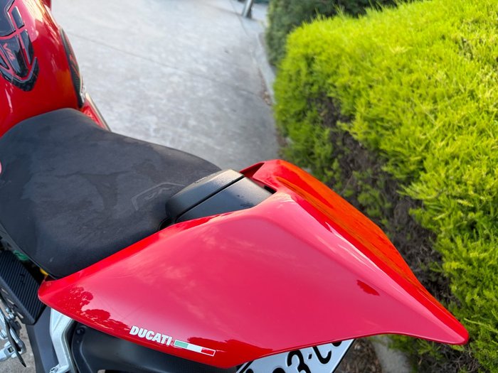 2020 DUCATI STREETFIGHTER V4 Red