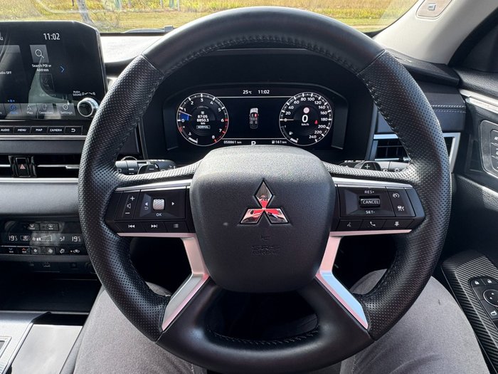 2022 Mitsubishi Outlander Exceed