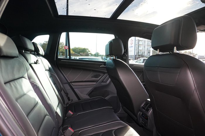 2022 Volkswagen Tiguan 162TSI R-Line