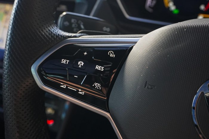 2022 Volkswagen Tiguan 162TSI R-Line