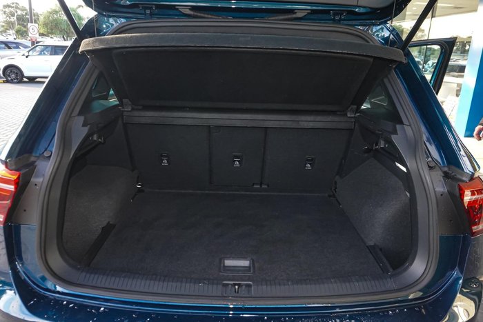 2022 Volkswagen Tiguan 162TSI R-Line
