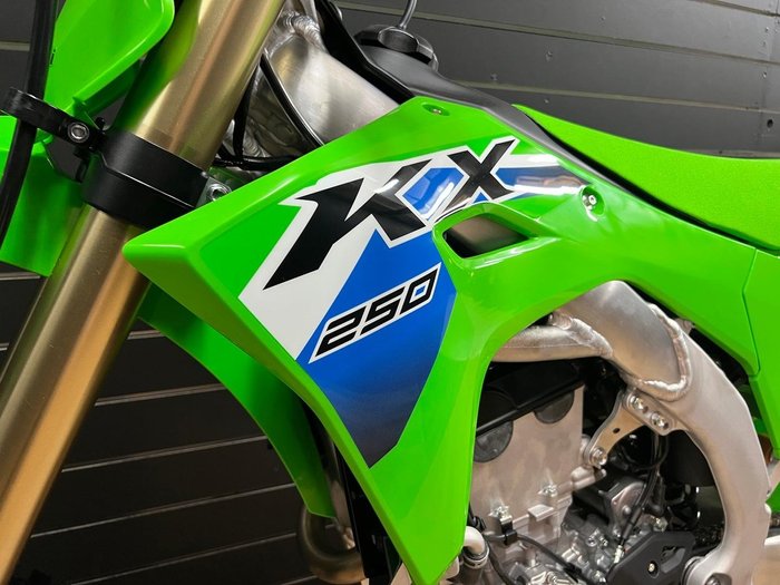 2026 Kawasaki 2026 Kawasaki KX252 MOTOCROSS Green