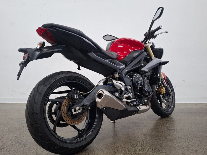 2014 Triumph STREET TRIPLE 660 Red
