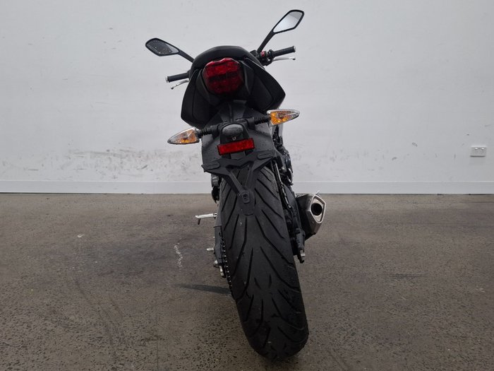 2014 Triumph STREET TRIPLE 660 Red